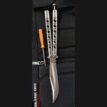 มีดบาลีซองงานดี บอดี้แข็งแรงไม่มีจุดเชื่อม ใบมีด 2 แบบให้เลือก ทั้งแบบโบวี่ฮันเตอร์ และแบบ คลาสสิคฮันเตอร์ ท้ายตัวล็อคเป็นแบบสปริงโช๊ค ปรับความแน่นของการล็อคได้ มาพร้อมไขควงและซองอย่างดี