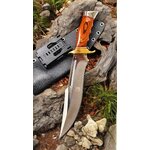 มีดฮันเตอร์ RED WOLF มีดสไตล์คลาสสิค hunt ใบมีดแบบนักล่า ด้ามจับเป็นไม้แท้ผสมโลหะ มีช่องบล็อคนิ้วชี้แบบฉบับมีดต่อสู้ มาพร้อมซองพลาสติกแข็ง ติดตั้ง tek lock ว่องไว ทุกท่วงท่า