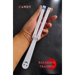 *สีขาว* Training Butterfly POM Material มีดควงซ้อม หลากหลายสีสัน ทั้งแบบเรืองแสง แบบใส และสีขาวลูกอม ทำจากวัสดุน้ำหนักเบา ปลอดภัยไม่มีคม มาพร้อมสายรัดซิลิโคน เพื่อเก็บยามพกพา สำเนา สำเนา