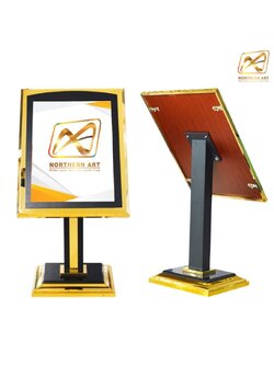 เช่าโปสเตอร์สแตนสีทอง เช่าป้ายตั้งพื้นสีทอง ขนาด A1 โชว์งานพิมพ์ 1 ด้าน ฐานเสริมหิน มั่นคง