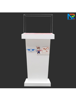 แท่นโชว์สินค้า ดีสเพลย์โชว์สินค้า โต๊ะโชว์สินค้า สีขาว ขนาด (W)50 x (L)50 x (H)120 cm. พร้อมอะคริลิคใส ครอบด้านบน