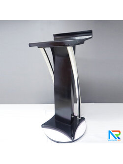 โพเดียมไม้ สีดำ ตกแต่งสแตนเลสเกรด304 ขนาด (W) 55 x (L) 50 x (H) 120 cm.