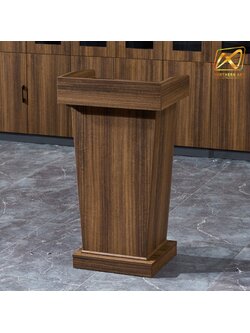 เช่าโพเดียมไม้ ลายไม้สีสัก ขนาด TOP (W)60 x (D)50 cm. สูง 109 cm. พร้อมชั้นวางของ