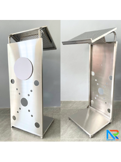 โพเดียมสแตนเลส ST-04 ขนาด (W) 50 x (L) 40 x (H) 116 ซม. ตกแต่งฉลุลายด้านหน้า สแตนเลสเกรด304 ไม่เป็นสนิม แข็งแรง มั่นคง