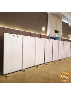 เช่าบอร์ดนิทรรศการ แบบตั้งเนื่องตั้งแต่ 3 บานขึ้นไป พร้อมล้อ ขนาด 100x200 ซม. พับเก็บได้ เคลื่อนย้ายสะดวก พร้อมบริการติดตั้งและรื้อถอน