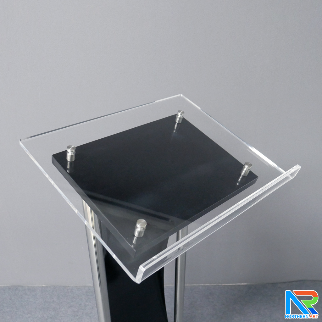 โพเดียมไม้ สีดำ ขนาด (W) 41 x (L) 50 x (H) 120 cm. พร้อมเสาสแตนเลสคู่ TOP เอียง อะคริลิคใส ติดหมุด