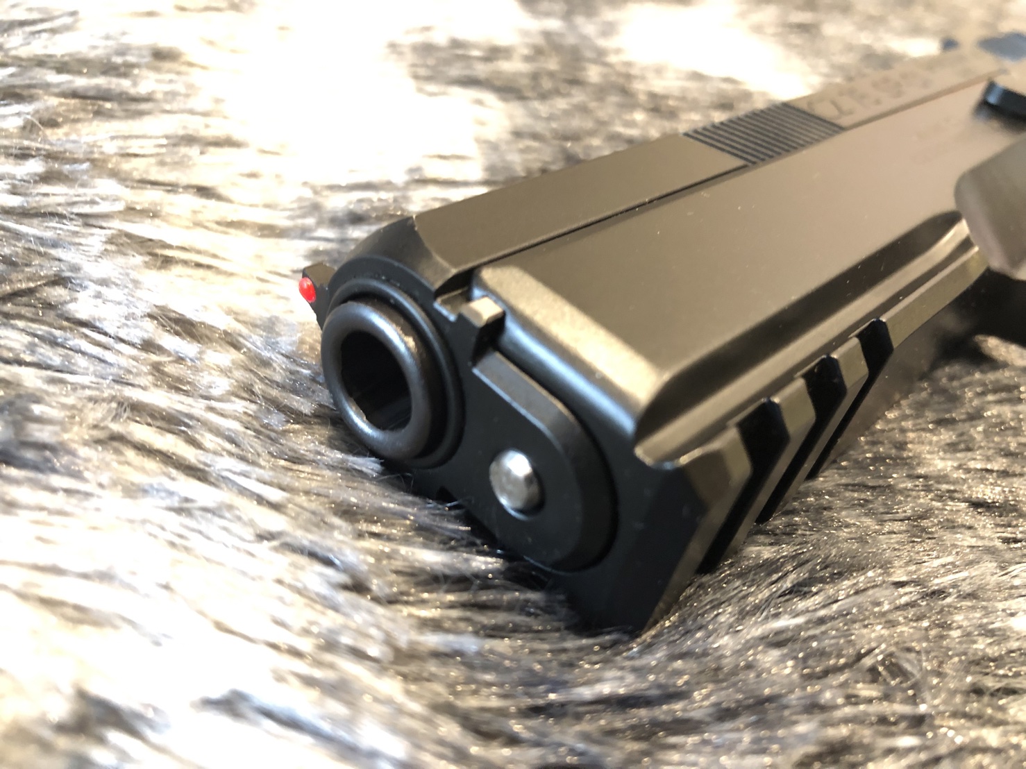 [ปืนฝากขายมือสอง] CZ Shadow 1 SP01 9มม สภาพดีเหล็กล้วน ประกับอลูมิเนียมแต่งซื่ง ไกเดิมๆ ครบเครื่อง ลงแข่งได้ทุก Division ** รับประกันตัวปืนและเอกสารเช่นเดิม **