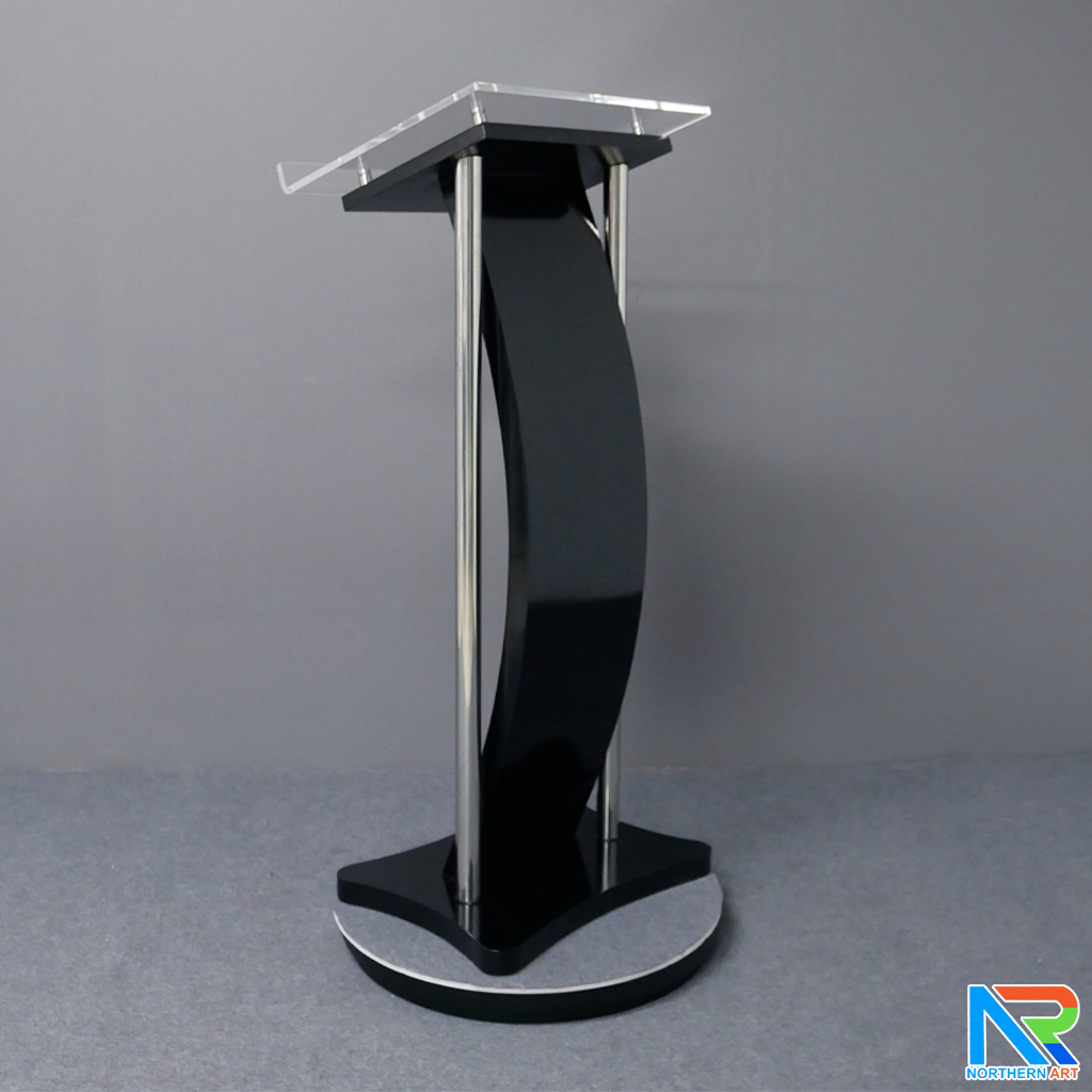 โพเดียมไม้ สีดำ ขนาด (W) 41 x (L) 50 x (H) 120 cm. พร้อมเสาสแตนเลสคู่ TOP เอียง อะคริลิคใส ติดหมุด