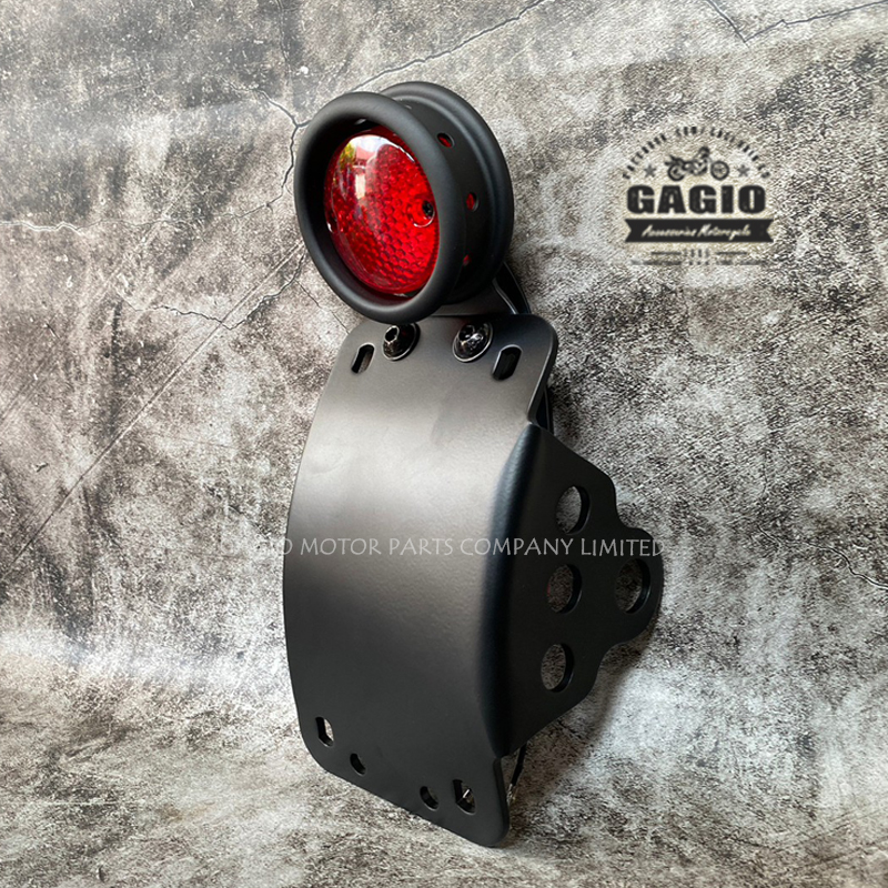 ไฟท้าย LED รูรอบ พร้อมแป้นยึดทะเบียนข้างแบบโค้ง