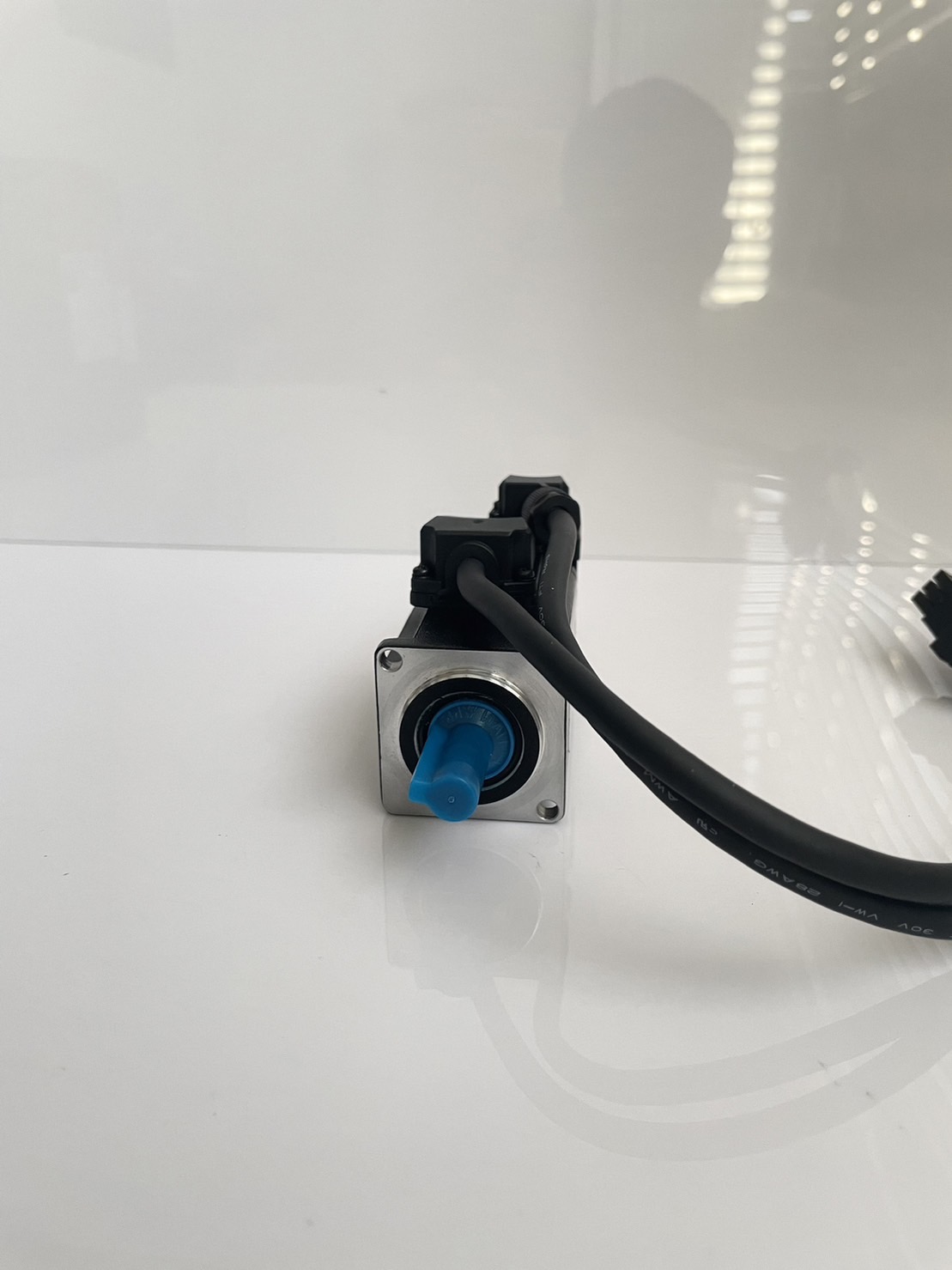 Delta AC Servo Motor ECM-B3L-C20401SS1 (with brake)