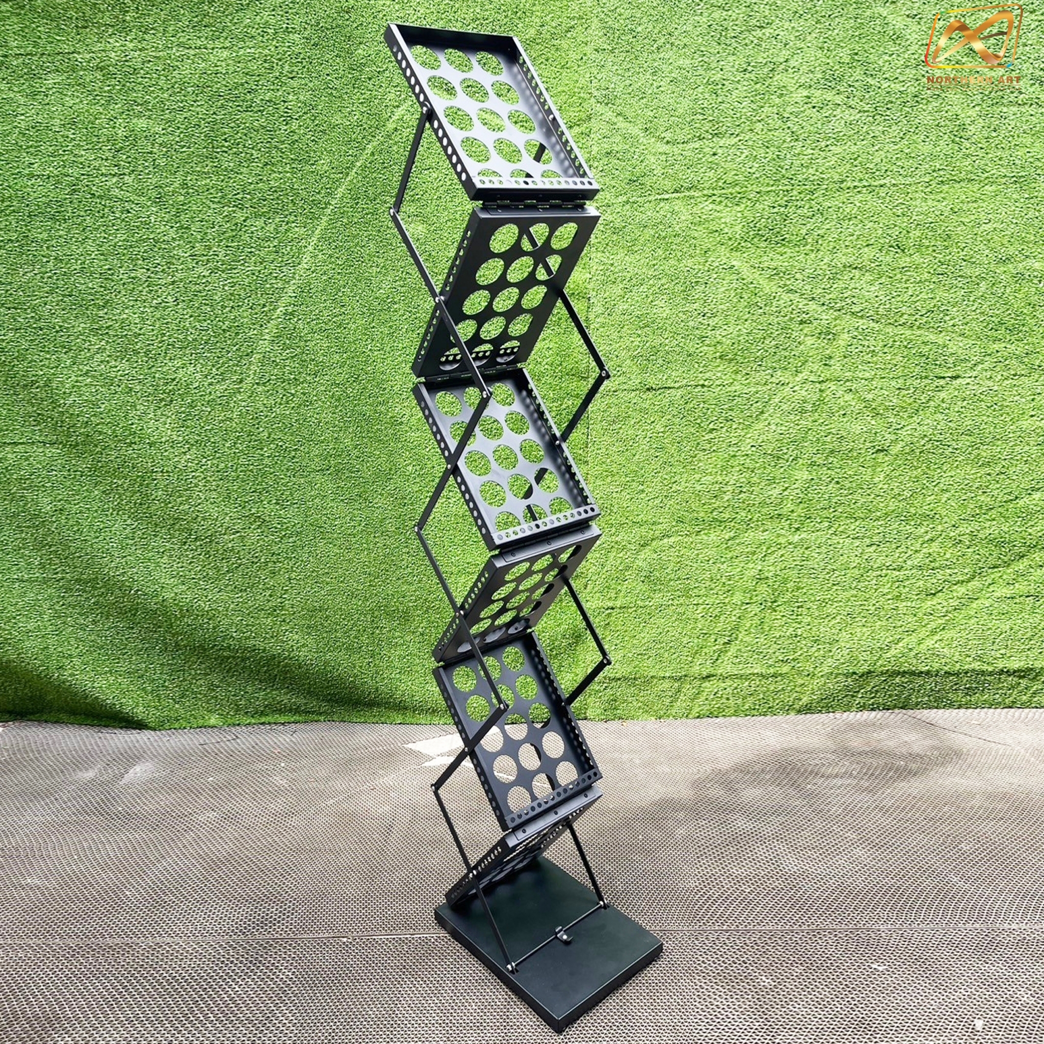 ชั้นวางโบรชัวร์เหล็ก สีดำ รุ่นพับได้ 2 ด้าน ขนาด A4 พับเก็บได้ เคลื่อนย้ายสะดวก พร้อมกระเป๋า 1 ใบ