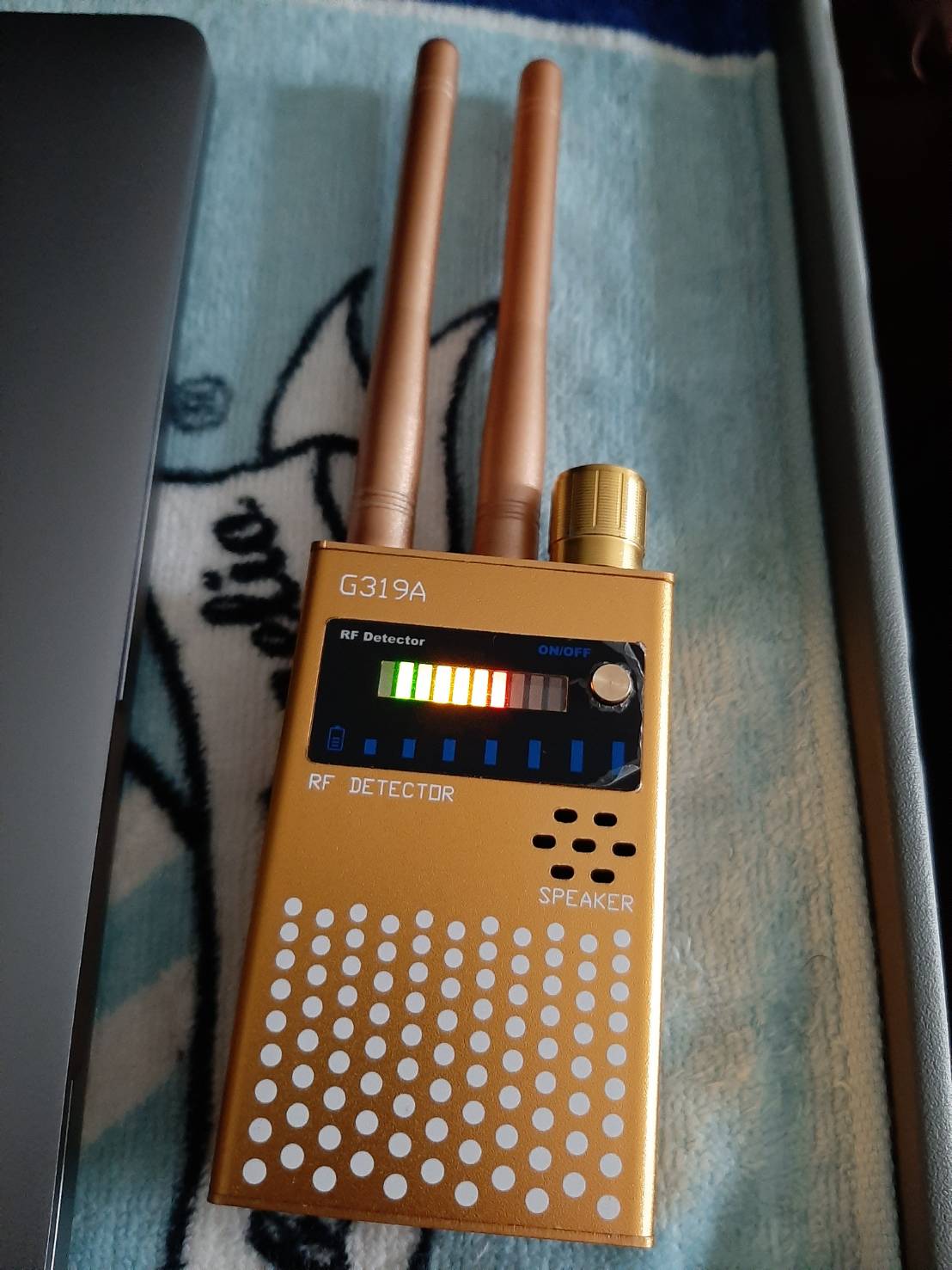 เครื่องตรวจหาจีพีเอส gps finder