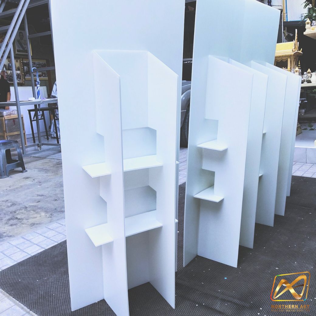 STANDY สแตนดี้ รุ่นพีพีบอร์ด หนา 5 มม. พร้อมงานพิมพ์สติ๊กเกอร์ ตามขนาดที่ต้องการ ( ไม่ไดคัท )