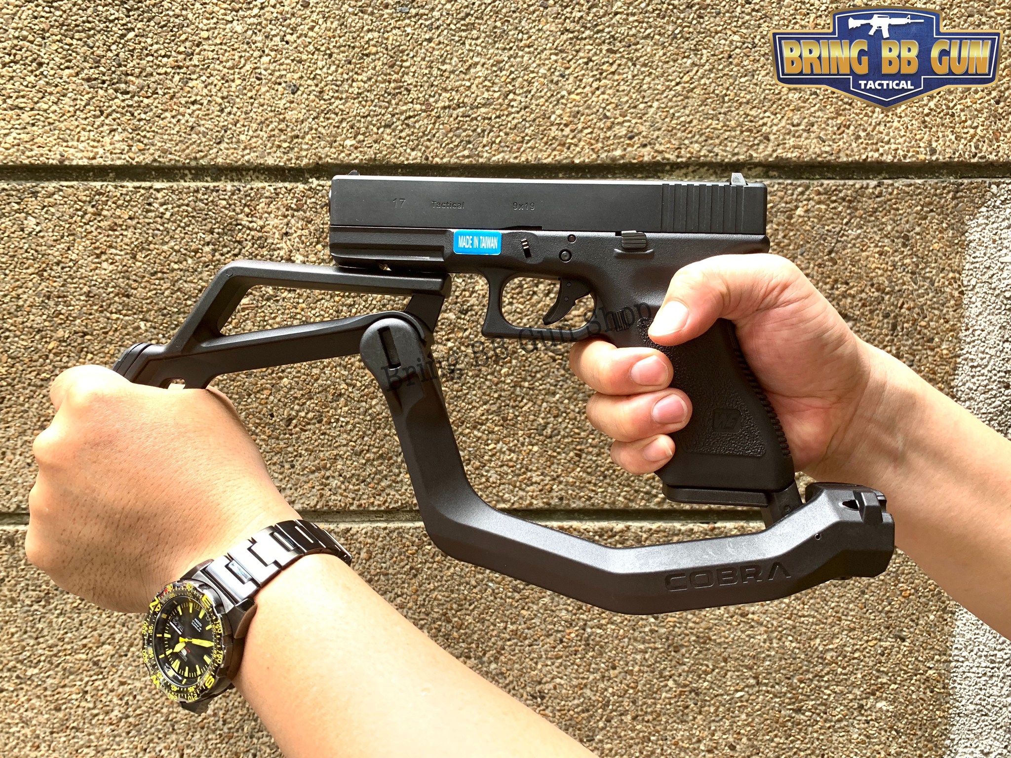 พานท้ายปืนGlock ยี่ห้อ FAB Defence รุ่นCobra (Qucik Deployment Folding Glock Stock)