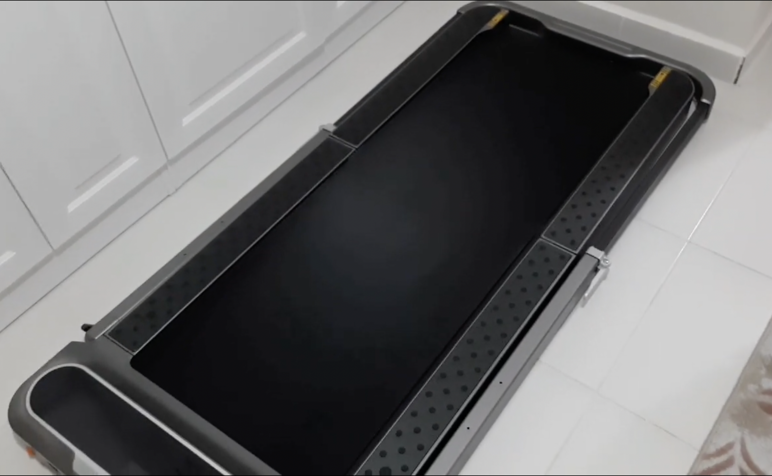 ลู่วิ่งไฟฟ้า ลู่วิ่งสายพาน ลู่วิ่งออกกำลังกาย ลู่วิ่งดีไซน์สุดล้ำ วัสดุ สุด พรีเมี่ยม R.2