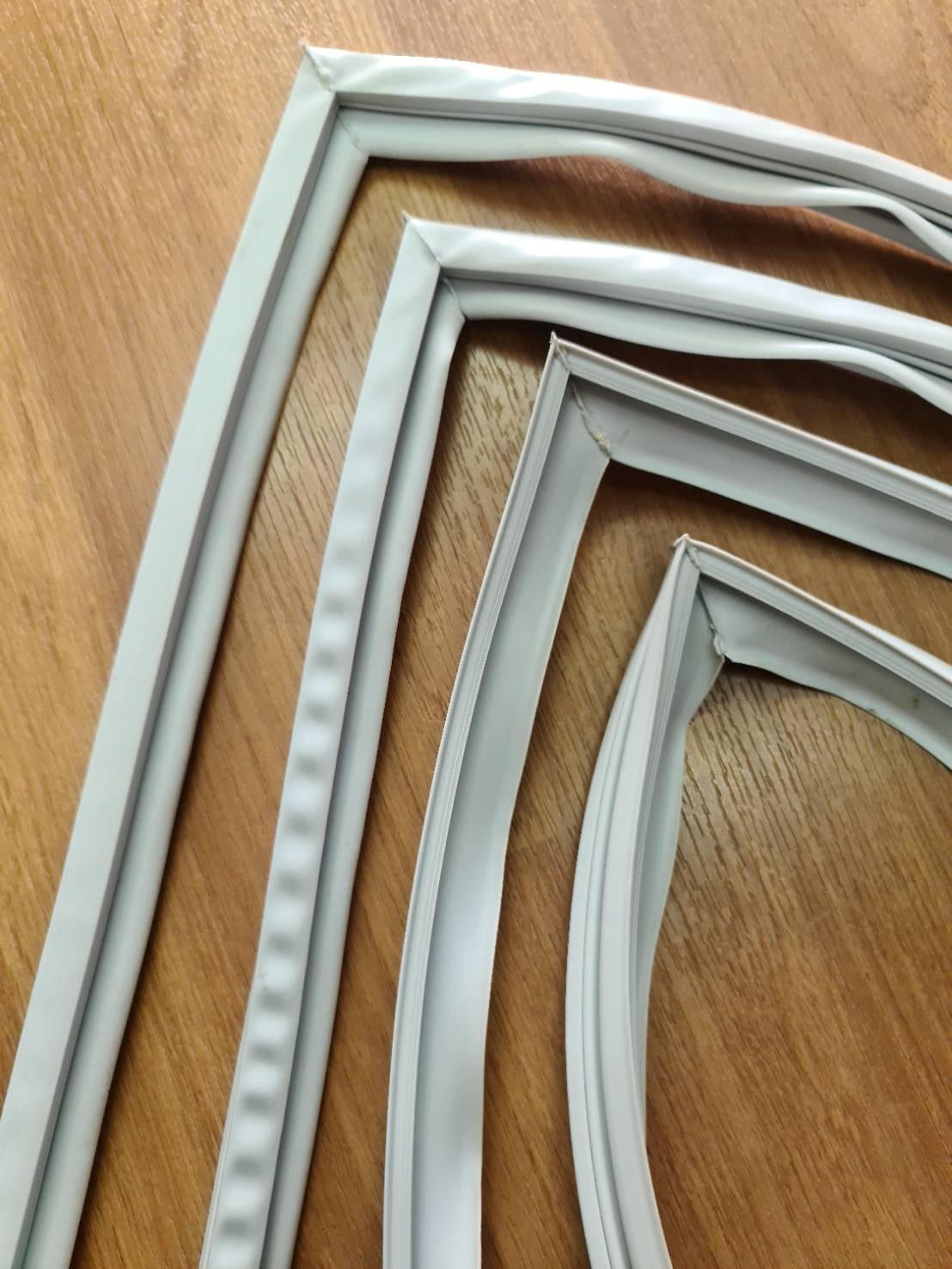 0000701 ขอบยาง ประตู ตู้เย็น Sharp ชาร์ป รุ่น SJ-Y22T (ขอบบน) ยางขอบประตูตู้เย็น ขอบยางประตู ตู้เย็น 2 ประตู