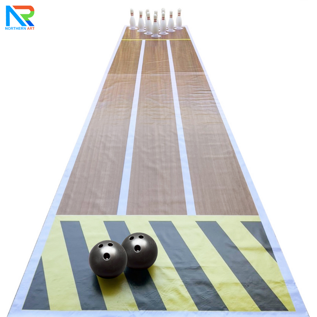 เกมส์โยนโบว์ลิ่งพร้อมผ้าใบ ขนาดโบว์ลิ่ง สูง 30 ซม. ขนาดผ้าใบ (W)100 x (L)497 cm. พร้อมพิน 10 อันและ ลูกบอลสีดำ 2 ลูก