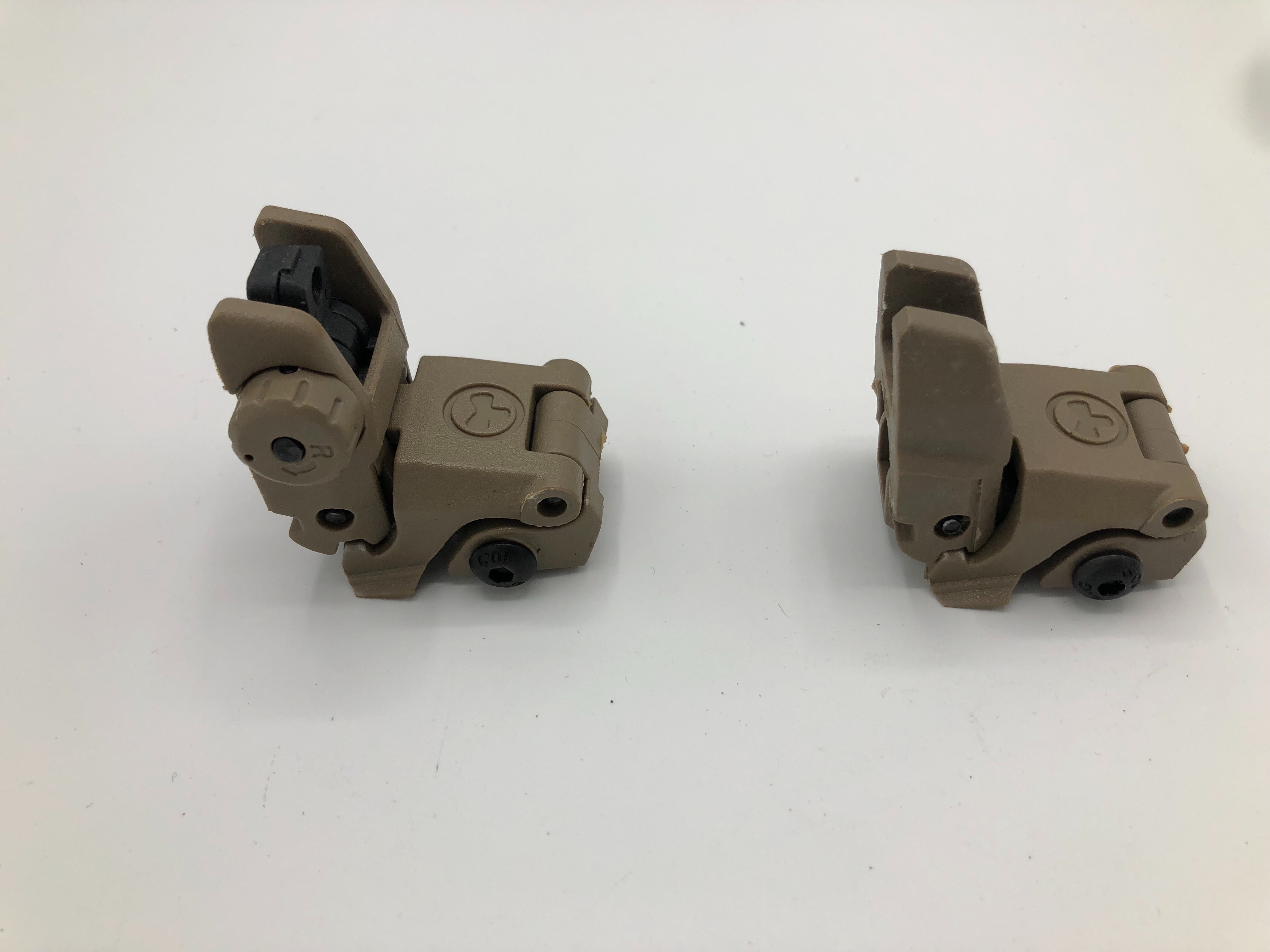 ศูนย์หน้า-หลังพับได้แบบพลาสติก ทรงMagpul รุ่น MBUS