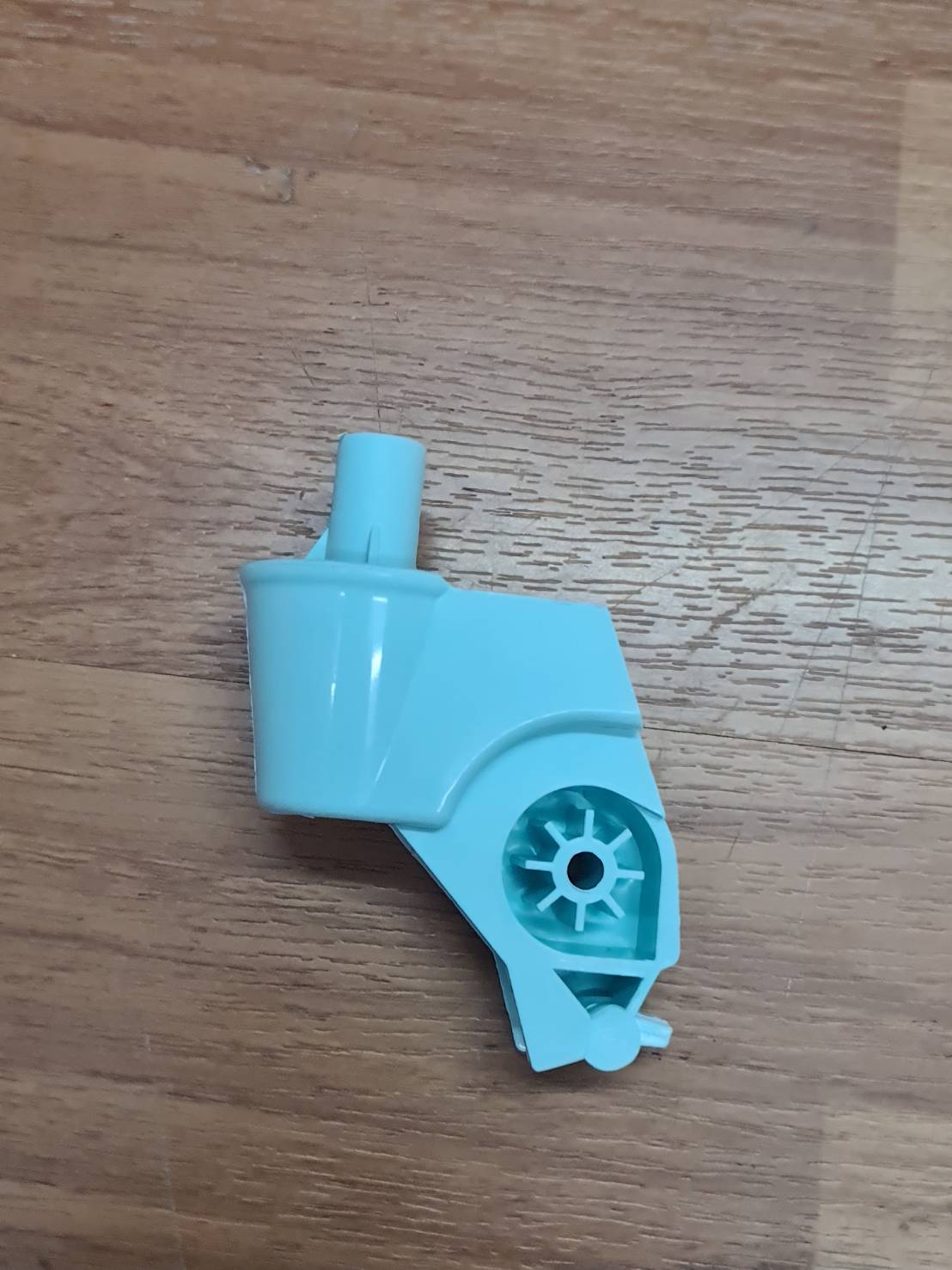 0000842 คอพัดลม ฮาตาริ HATARI 16 " นิ้ว AK-52 แกนสั้น อะไหล่พัดลม (คละสี)