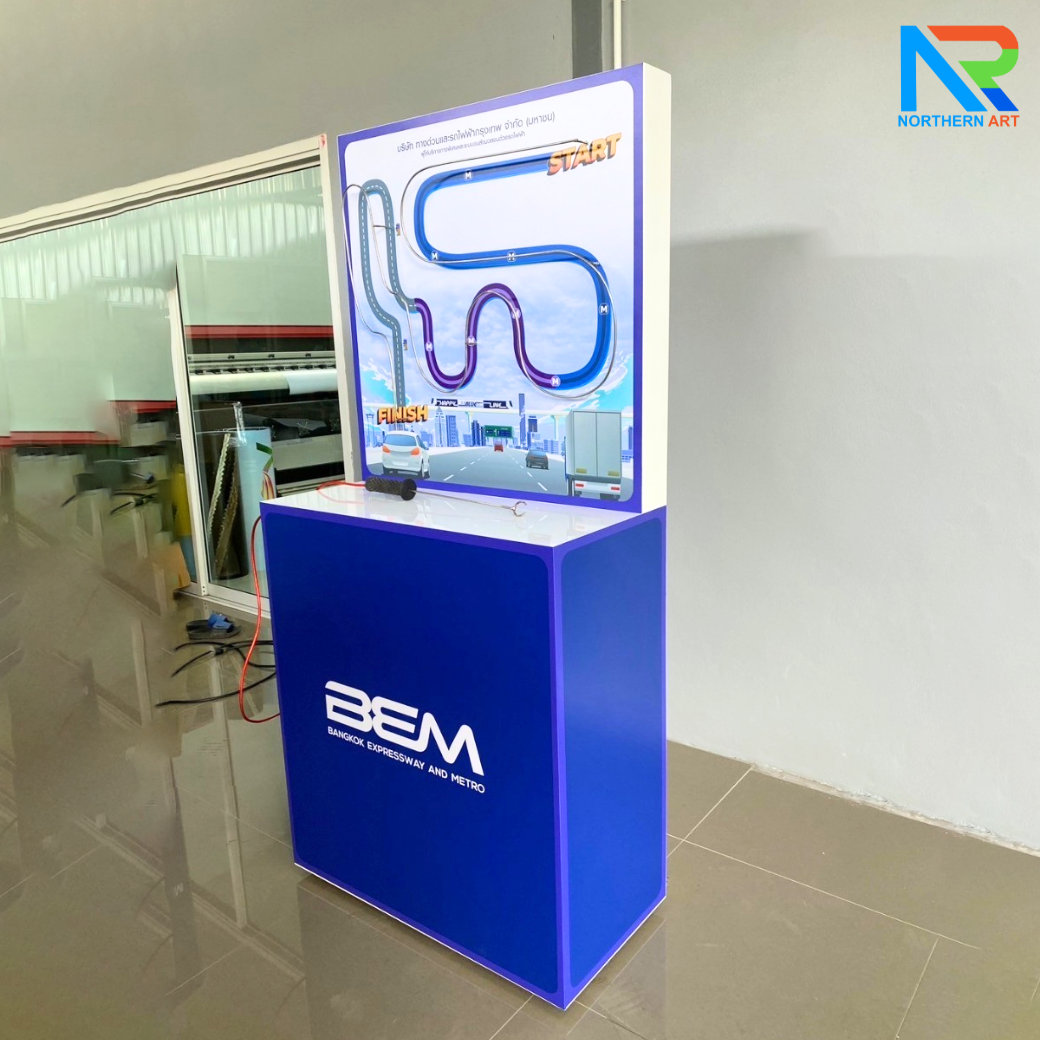 เช่าเกมส์สปาร์ค ขนาด (W)80 x (D)30 x (H)170 cm. วัสดุไม้MDFทำสีขาว พร้อมขดลวดและงานพิมพ์สติ๊กเกอร์