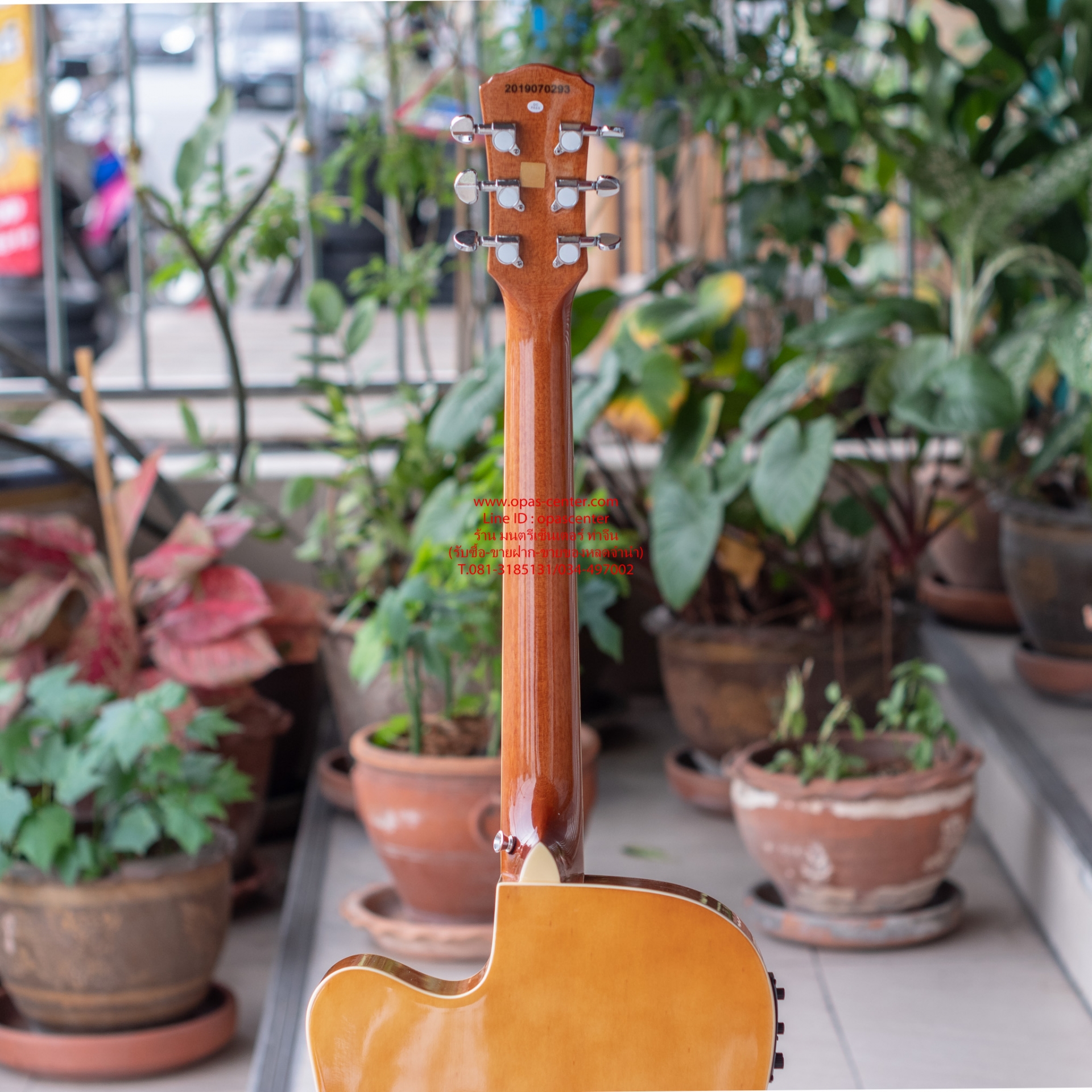 กีต้าร์โปร่งเว้าไฟฟ้า O-YA รุ่น 41E EQ มีจูนเนอร์ในตัว สีซันเบิร์ส ของใหม่