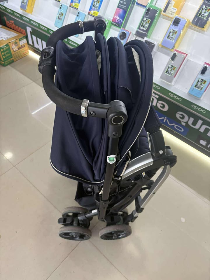 [ สินค้าฝากขาย ] รถเข็นเด็ก Combi Diaclasse Auto4cas