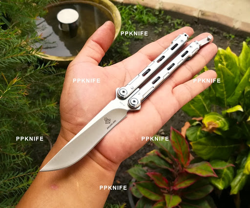 มีดบาลิซอง Junlang รุ่นJL-03A สีเงิน ใบทรงdrop point จุดล๊อคที่ด้าม ท้ายล๊อคแน่น ทรงสวย น้ำหนักดีพอดีมือ มีคลิป มีซองอย่างดี สินค้ามีจำนวนจำกัด