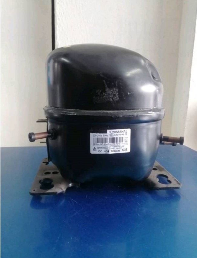 0000510 คอม FL20S88NAL ตู้เย็น ฮิตาชิ HITACHI 1/4