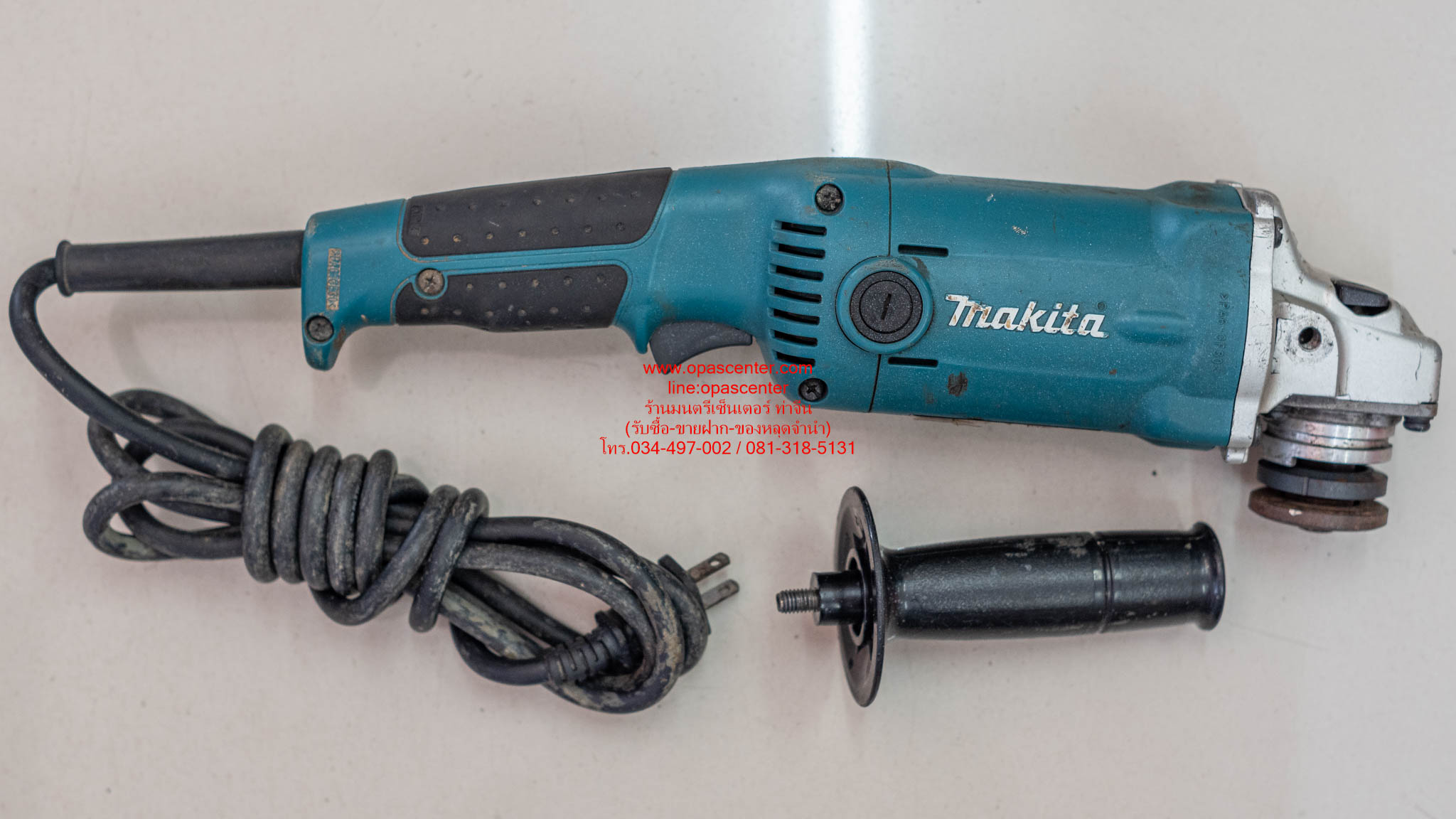 MAKITA เครื่องเจียรไฟฟ้า ขนาด 5 นิ้ว รุ่น GA-5010 12,000 รอบ/นาที ของแท้ มือสอง สภาพดี