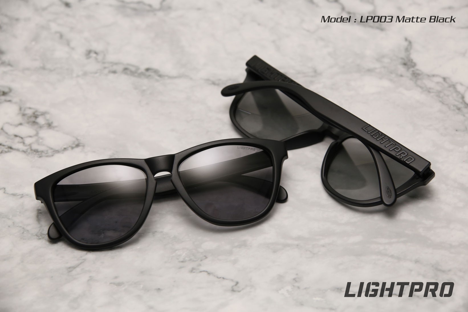 LIGHTPRO LP003 Photochromic + Polarized Matte Black