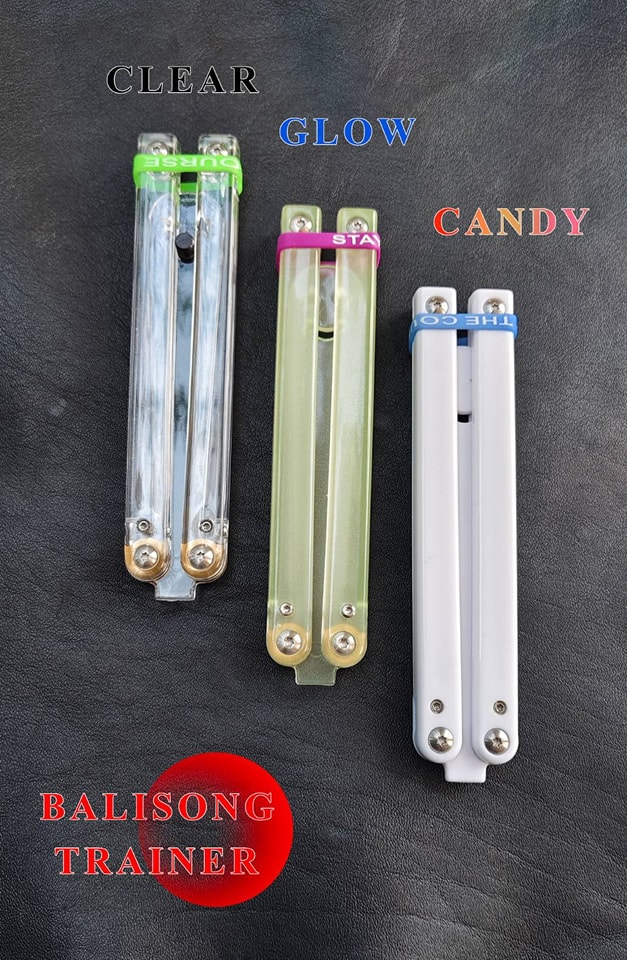 *สีใส* Training Butterfly POM Material มีดควงซ้อม หลากหลายสีสัน ทั้งแบบเรืองแสง แบบใส และสีขาวลูกอม ทำจากวัสดุน้ำหนักเบา ปลอดภัยไม่มีคม มาพร้อมสายรัดซิลิโคน เพื่อเก็บยามพกพา สำเนา