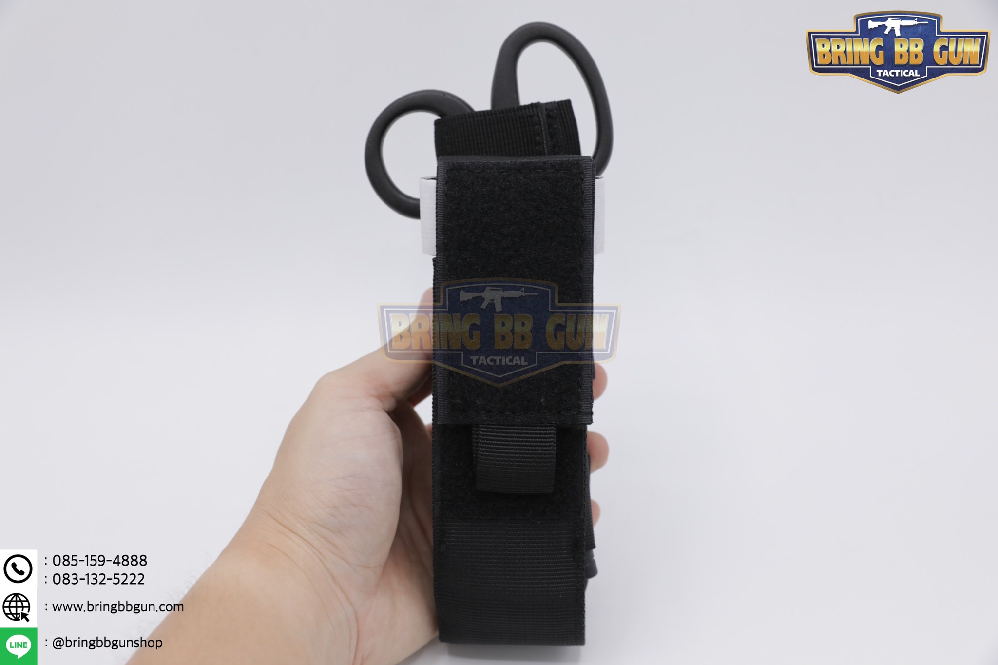 เพ้าผ้าใส่สายห้ามเลือด และ กรรไกรสนาม (ซองผ้าใส่สายรัดห้ามเลือด)