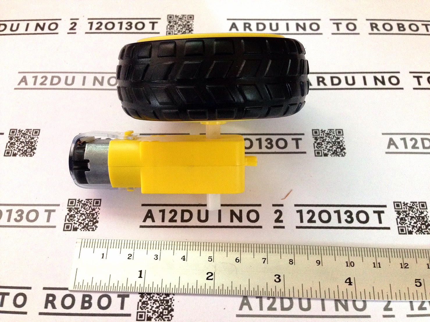 ล้อรถยางโค้งกับมอเตอร์แกนคู่, Smart Car Robot Plastic Tire Wheel with DC 3-6v geared 1:48 motor dual axis
