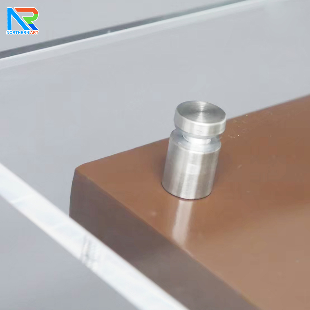 โพเดียมไม้ สีโอ๊ค ขนาด (W) 41 x (L) 50 x (H) 120 cm. พร้อมเสาสแตนเลสคู่ TOP เอียง อะคริลิคใส ติดหมุด