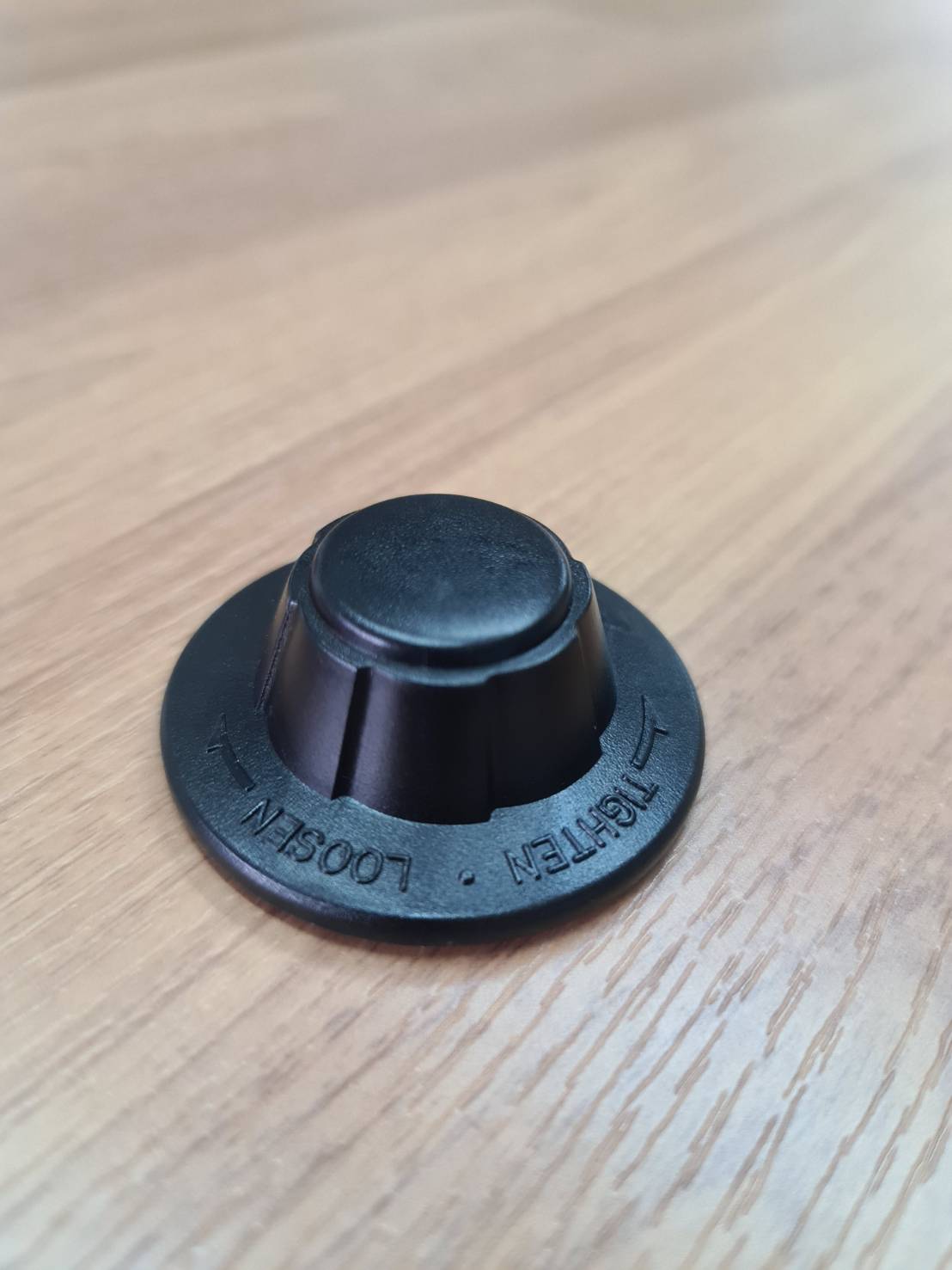 0000014 ฝาล็อค คุณภาพ ฝา ฝาใบพัดลม 12”14”16”18” ทั่วไป พลาสติกเหนียวขันแน่น(เทียบใช้)