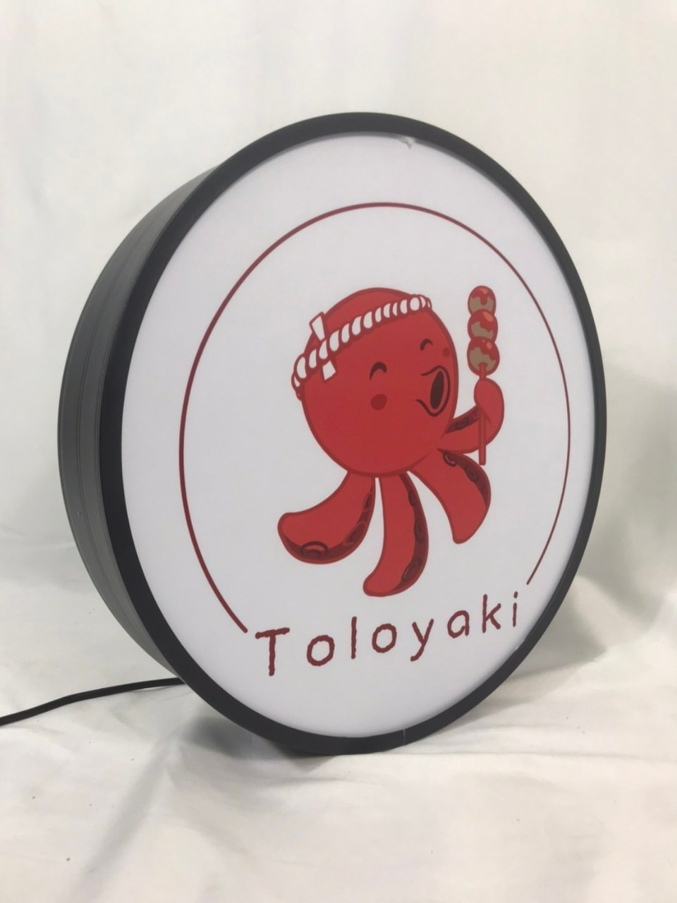 ตู้ไฟLED วงกลม 1 หน้า ขอบสีดำ หน้าเรียบ พร้อมอะคริลิคสีขาว (ราคาเฉพาะโครงตู้ไฟ ไม่รวมงานพิมพ์ )