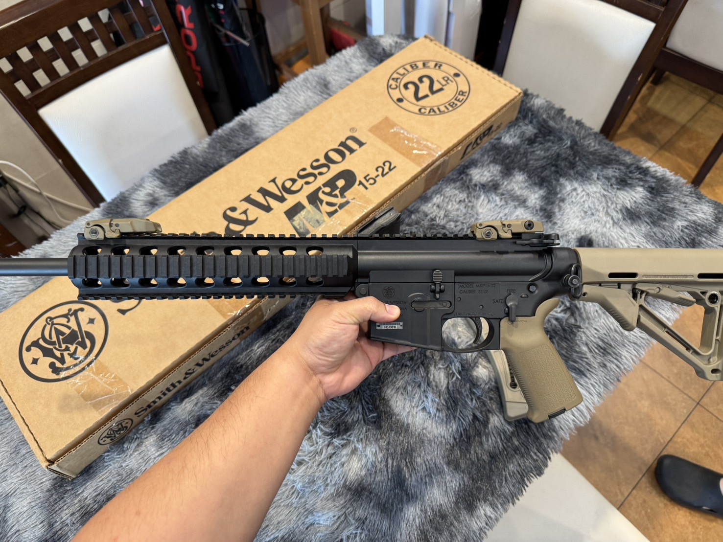 ** ติดจอง **[ปืนฝากขายมือสอง] Smith MP15-22 .22LR สภาพดี สีทราย ราคาดีน่าโดน น่าใช้งาน !!