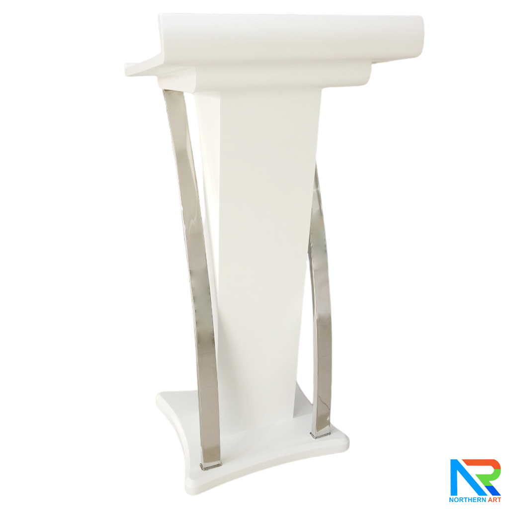 โพเดียมไม้ สีขาว ตกแต่งสแตนเลสเกรด304 ขนาด (W) 55 x (L) 50 x (H) 120 cm.