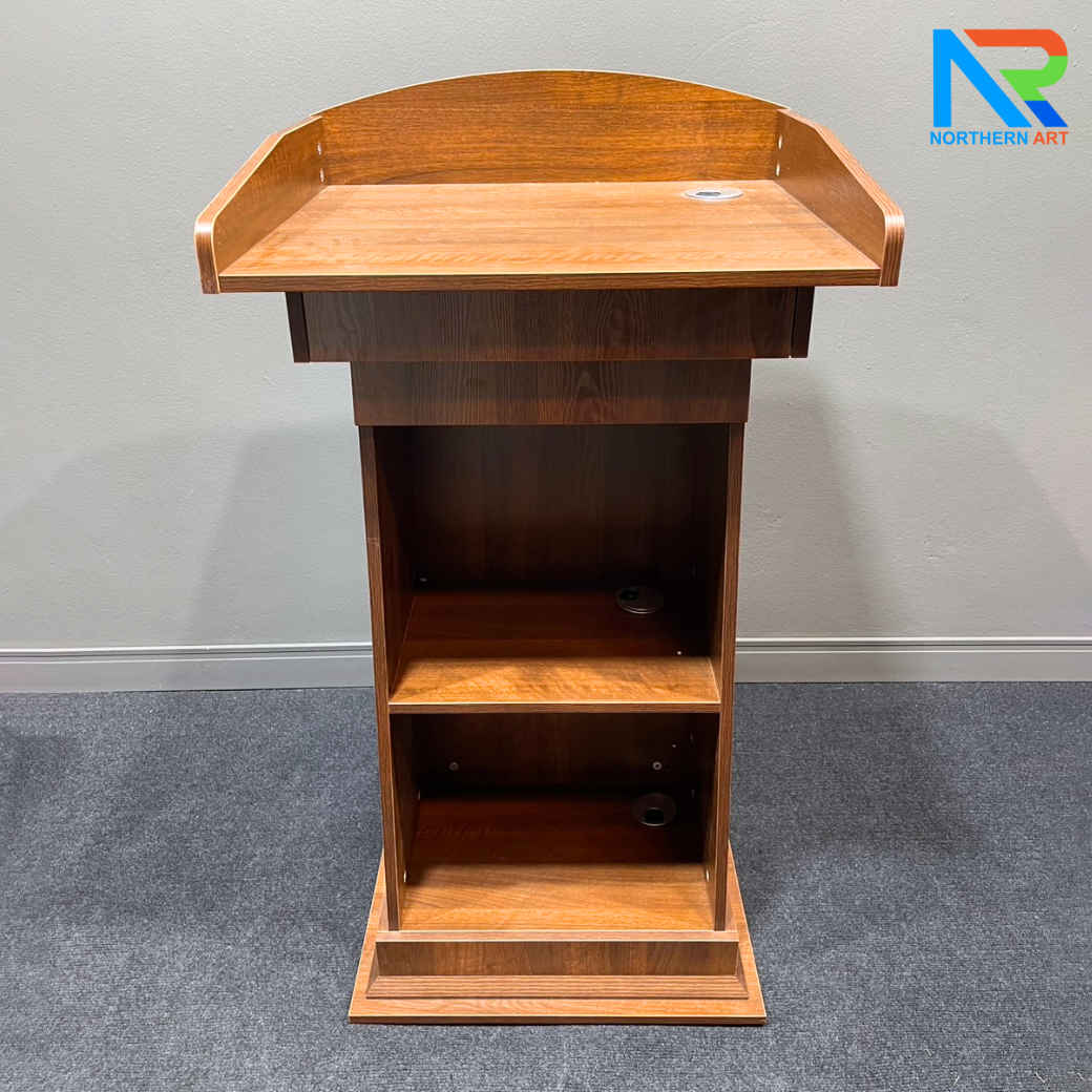 โพเดียมไม้ ลายไม้สีสัก ขนาด (W)60 x (D)50 x (H)110 cm. พร้อมชั้นวางของ