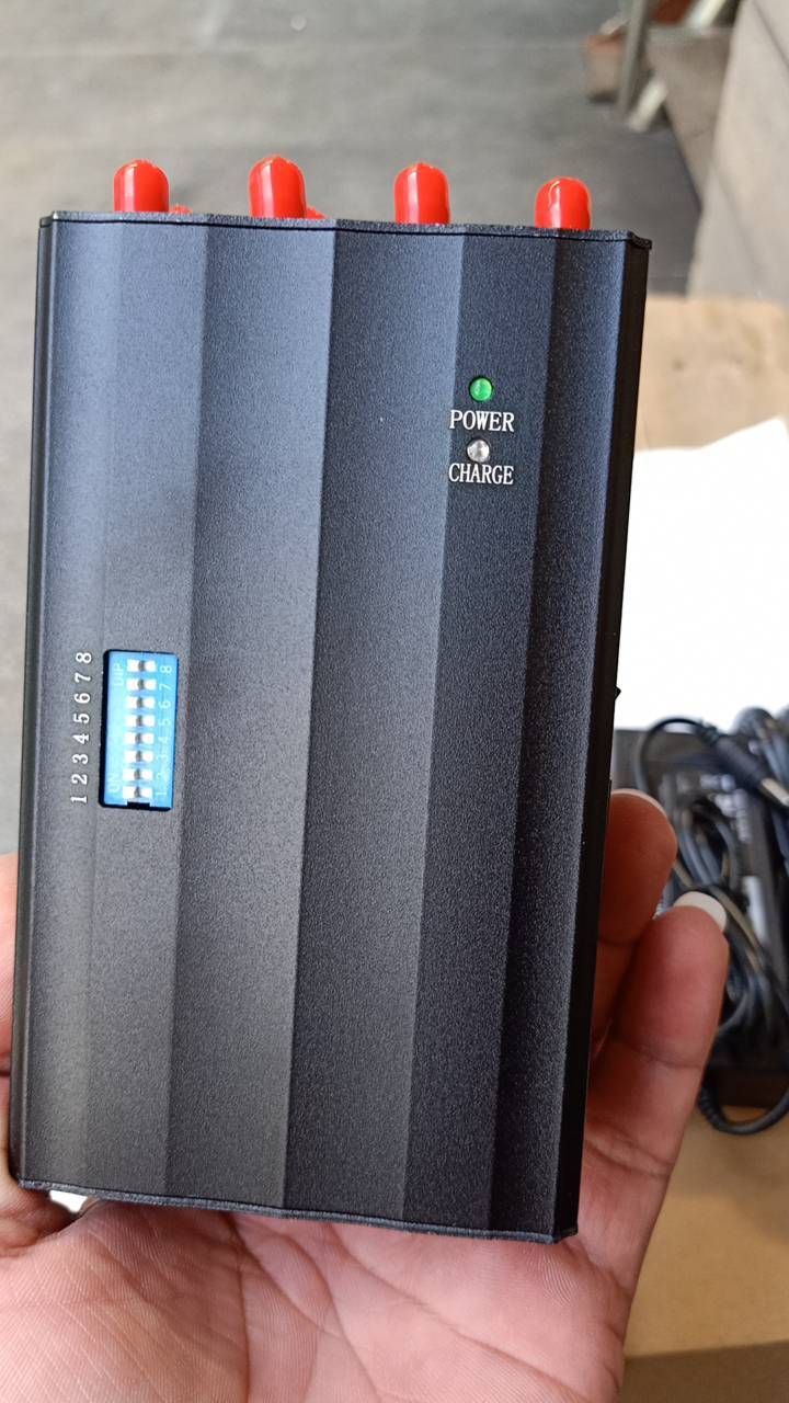 ตัดสัญญาณโทรศัพท์ มือถือ wifi GPS Cellphone & GPS Jammer