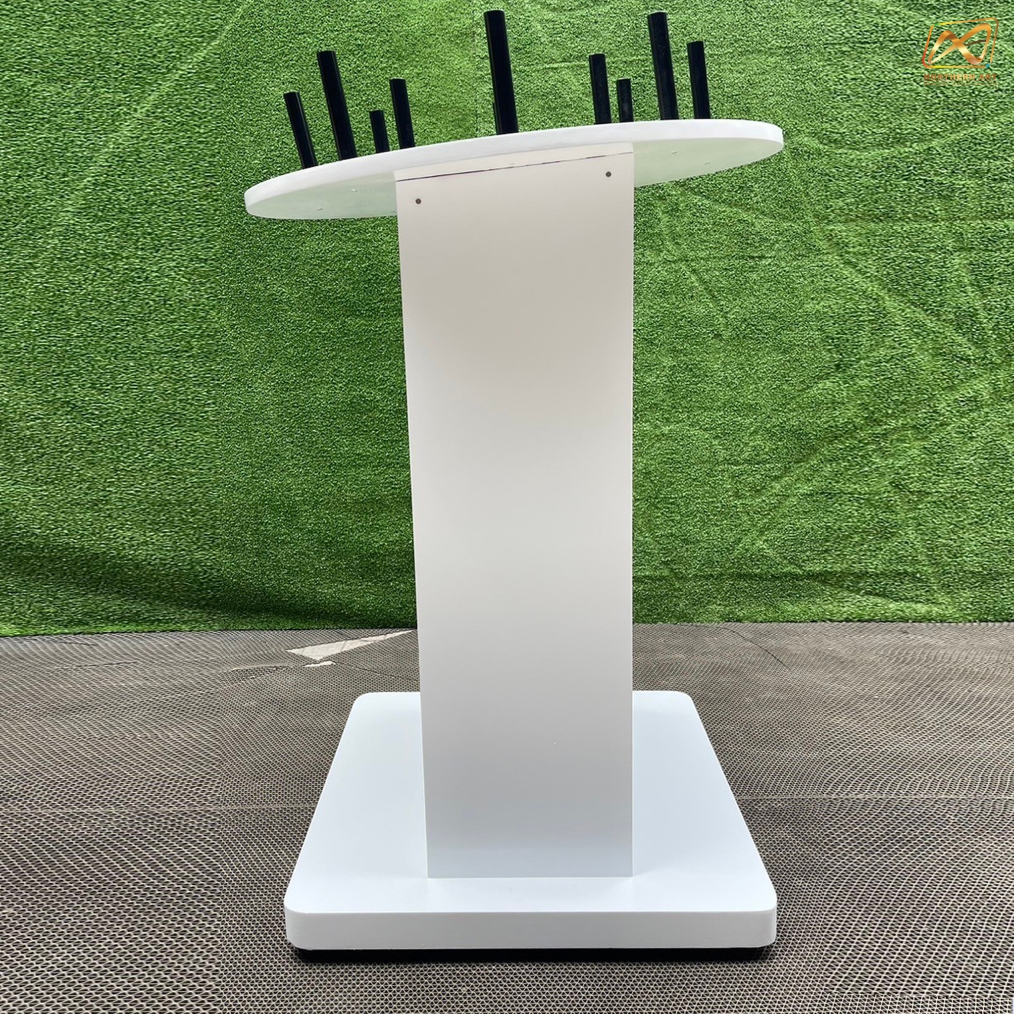 เกมส์โยนห่วง ฐานเหลี่ยม ขนาดแป้นกลม 80 ซม. สูง 110 ซม. พร้อมห่วงขนาด 5 อัน ไม่มีล้อ