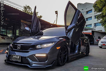 LAMBO DOORS FOR CIVIC FD AND FB