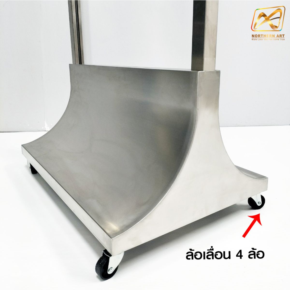CLEARANCE SALE! ป้ายตั้งพื้น ฐานสแตนเลสแฮร์ไลน์ ทรงสามเหลี่ยม ขนาด 60x192 ซม.พร้อมล้อเลื่อน ถอดประกอบได้ โชว์งานพิมพ์สองด้าน
