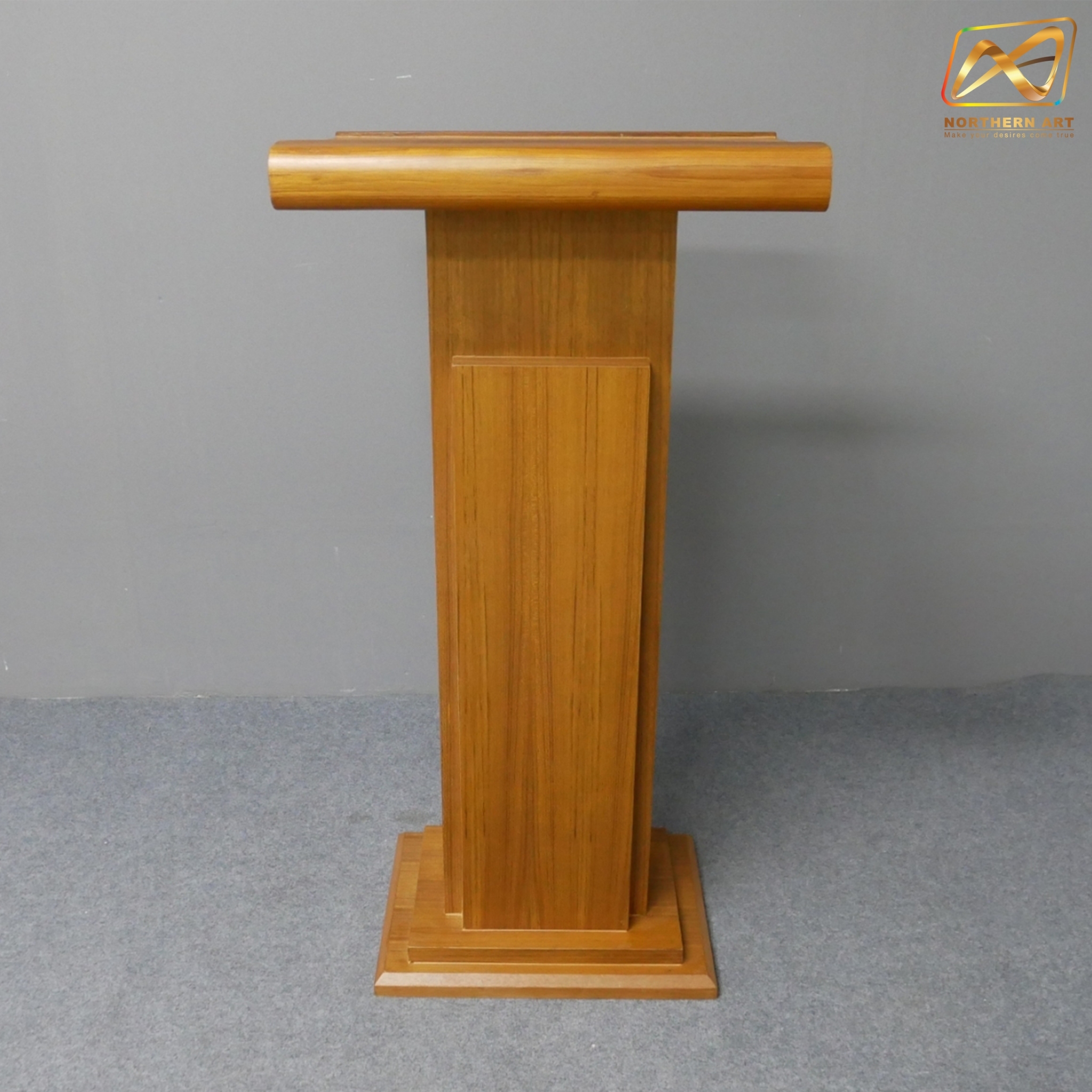 โพเดียมไม้ สีสัก ทรงโมเดิร์น TOPตรง ขนาด (W)55 x (L)42 x (H)109 cm. พร้อมชั้นวางของ