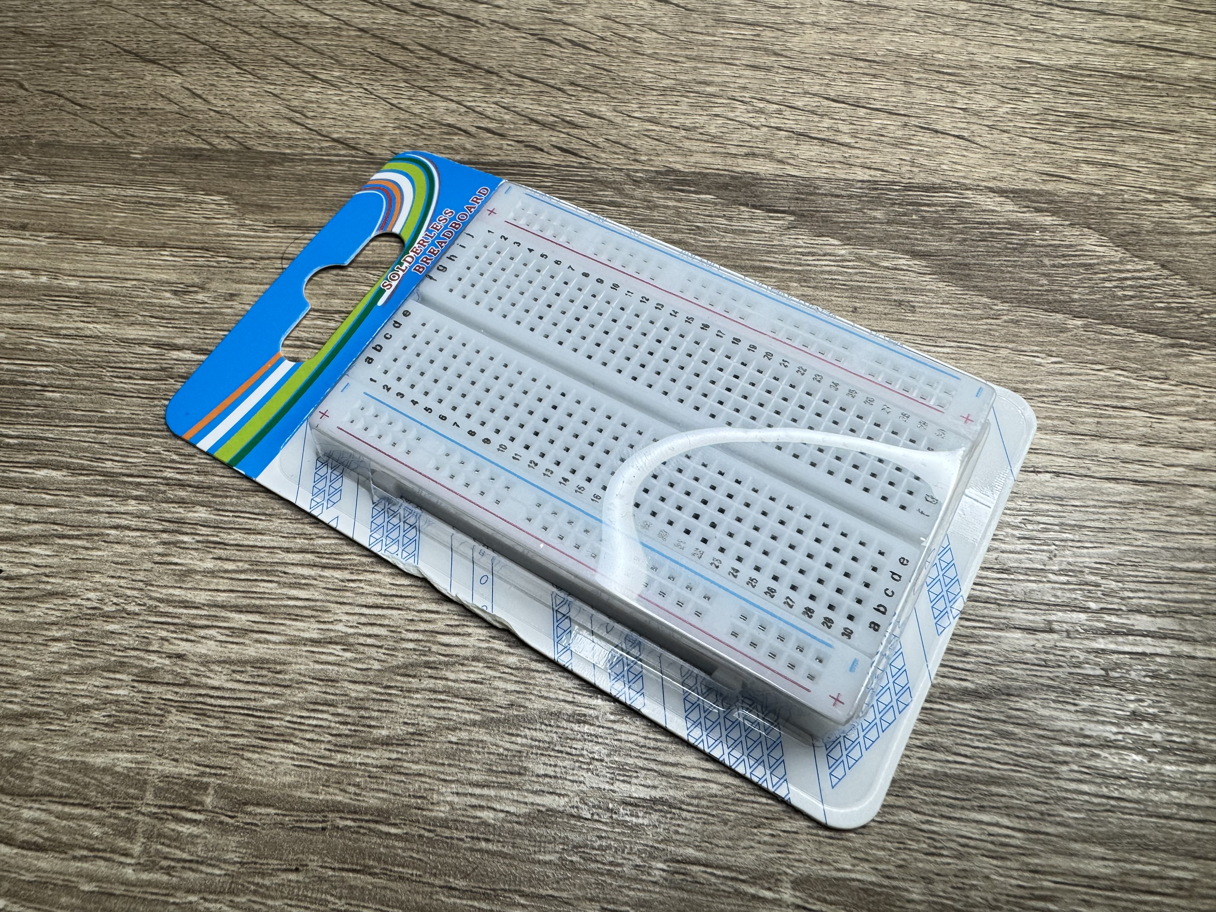 Breadboards 8.2cmx5.5cmx0.85cm 400 Tie-point