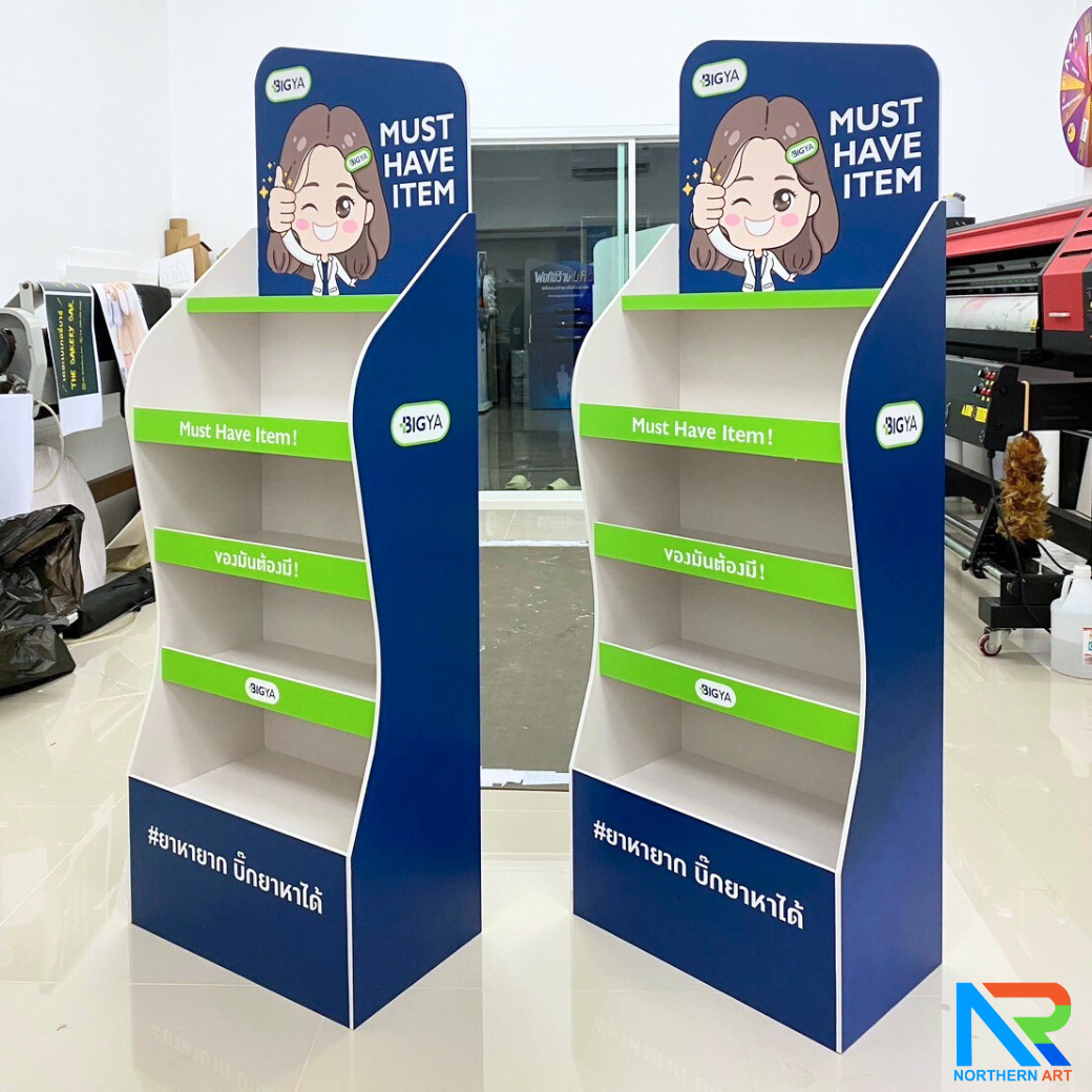 ชั้นวางสินค้าพลาสวูด 5 ชั้น ขนาด (W)50 x (D)30 x (H)150 ซม. พลาสวูดสีหนา 8 มม. พร้อมงานพิมพ์