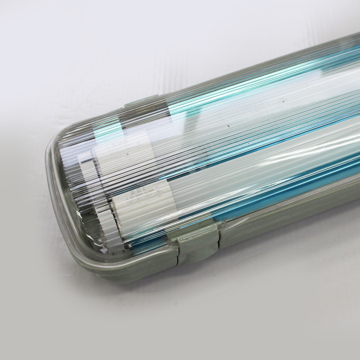 โคมไฟกันฝุ่น (รุ่นมีรีเฟ็กซ์) FSL-TRI-PROOF-2x18W