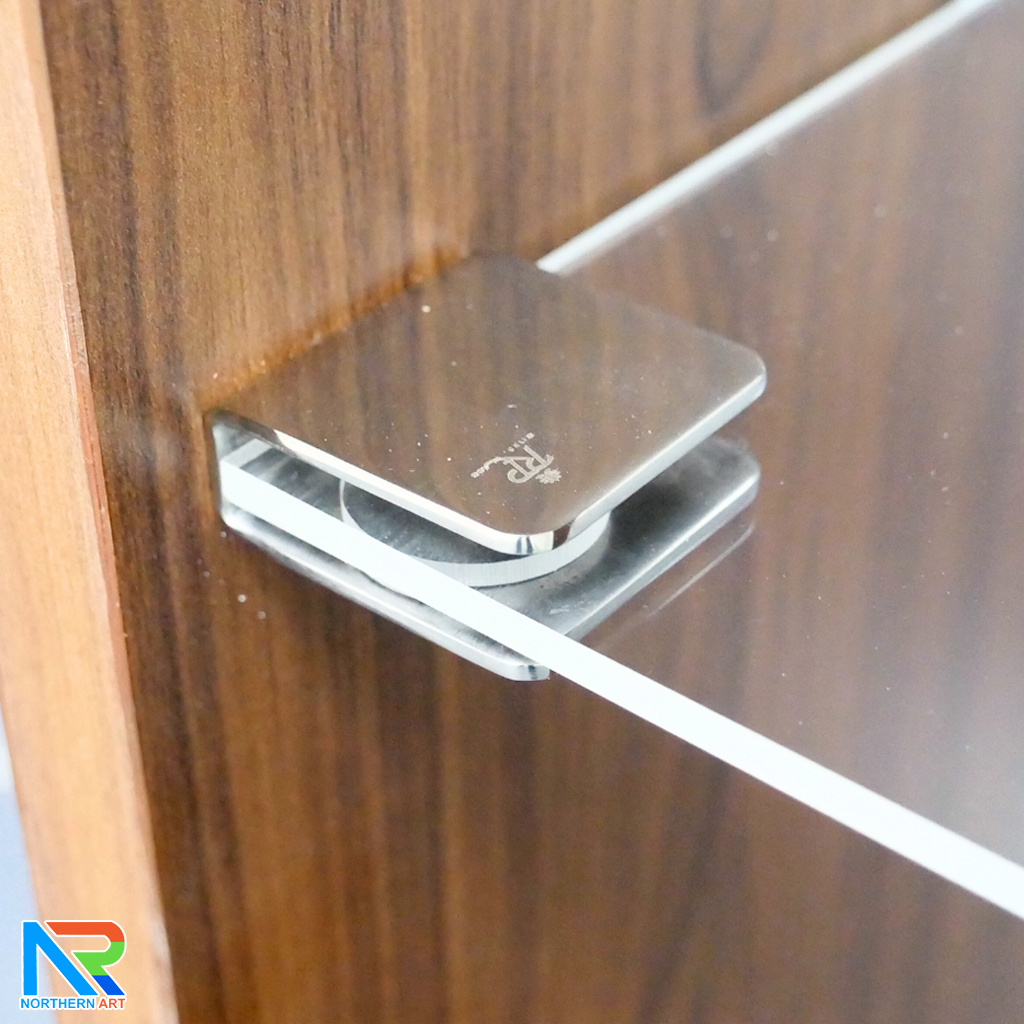 โพเดียมไม้ TOPอะคริลิคใส ปิดผิวลามิเนตลายไม้ สี WALNUT ขนาด (W)70 x (D)54 x (H)119 cm. พร้อมชั้นวางของอะคริลิคใส