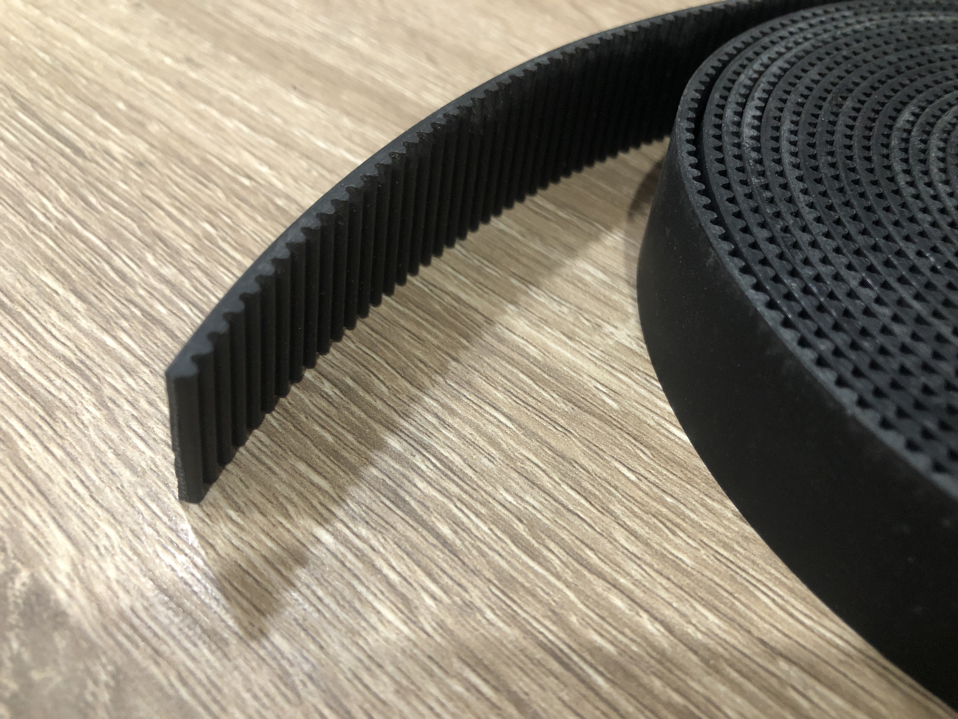 HTD 3M timing belt วงเปิด กว้าง 25mm สีดำ ( ราคาเมตรละ 249 บาท)