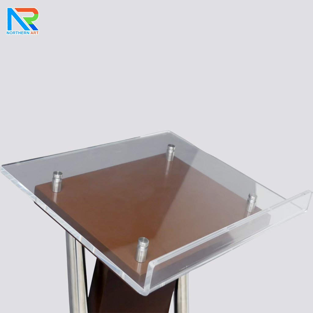 โพเดียมไม้ สีโอ๊ค ขนาด (W) 41 x (L) 50 x (H) 120 cm. พร้อมเสาสแตนเลสคู่ TOP เอียง อะคริลิคใส ติดหมุด